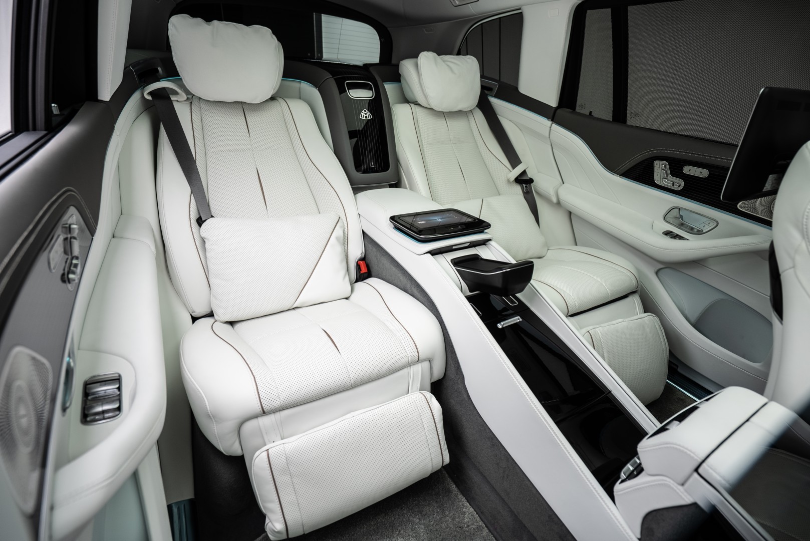 2023 MERCEDES-BENZ GLS 600 MAYBACH | HIGH OPTION |